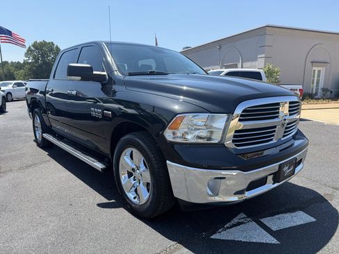 Used 2016 RAM 1500 Big Horn RWD image 3