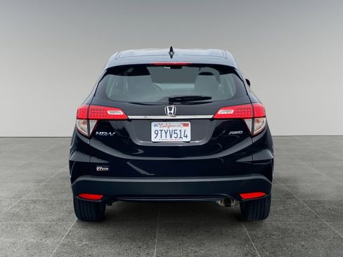 Used 2021 Honda HR-V LX image 4