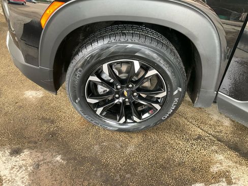 Used 2022 Chevrolet TrailBlazer LT w/ Convenience Package AWD/4WD image 23