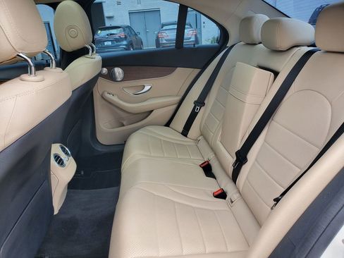 Used 2019 Mercedes-Benz C 300 4MATIC Sedan image 12