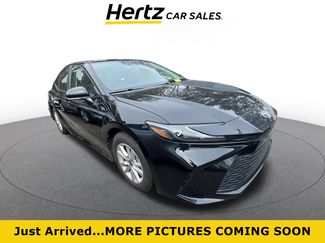 Used 2025 Toyota Camry LE video 1