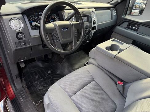 Used 2014 Ford F150 XLT image 11