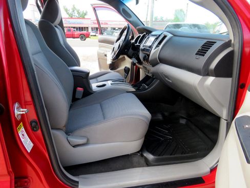 Used 2015 Toyota Tacoma 4x4 Double Cab image 20