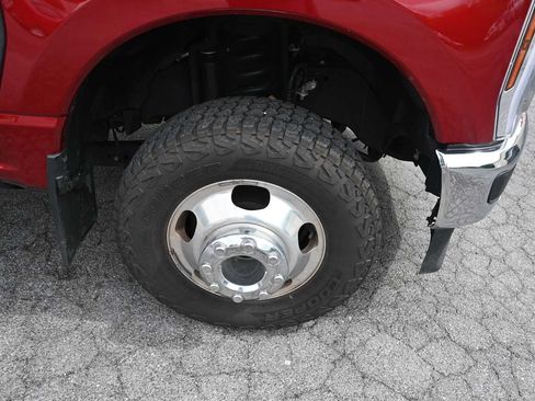 Certified 2025 Ford F350 Lariat w/ Lariat Ultimate Package AWD/4WD image 9