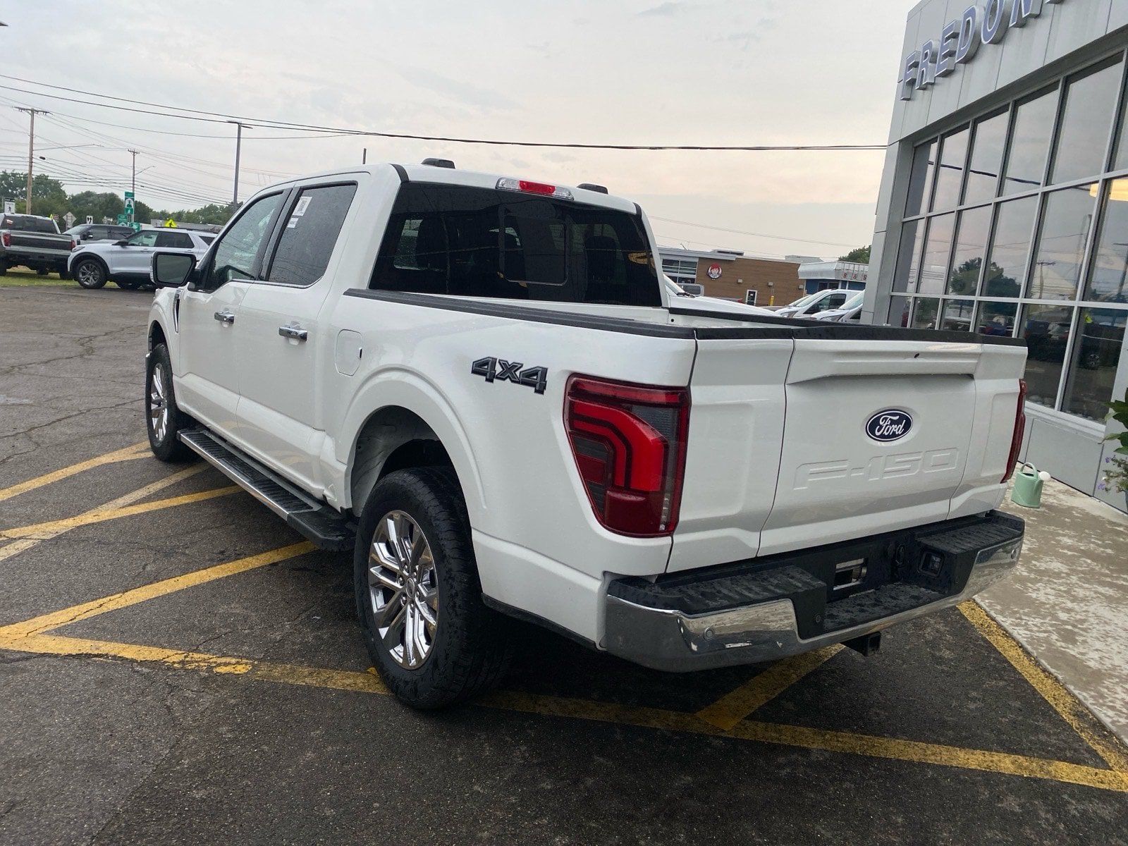 Used 2025 Ford F150 Lariat w/ Equipment Group 502A High AWD/4WD image 4