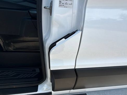 Used 2025 Ford Transit 250 Low Roof w/ Exterior Upgrade Package RWD image 29