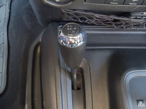 Used 2018 Jeep Wrangler Sport image 16