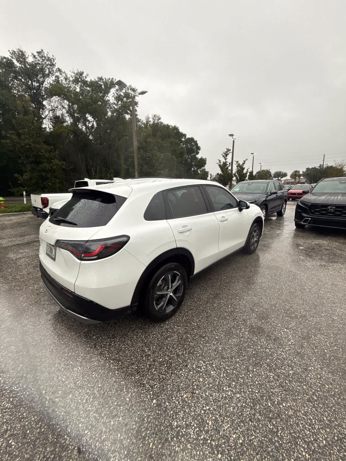 Used 2024 Honda HR-V EX-L image 5