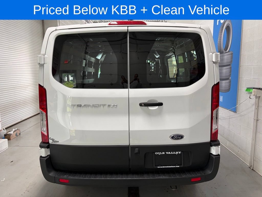 Used 2025 Ford Transit 250 Low Roof w/ Exterior Upgrade Package RWD image 4