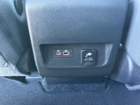 Used 2022 Nissan Frontier SV AWD/4WD image 23