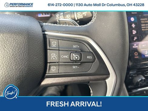 Used 2023 Jeep Grand Cherokee L Limited image 18