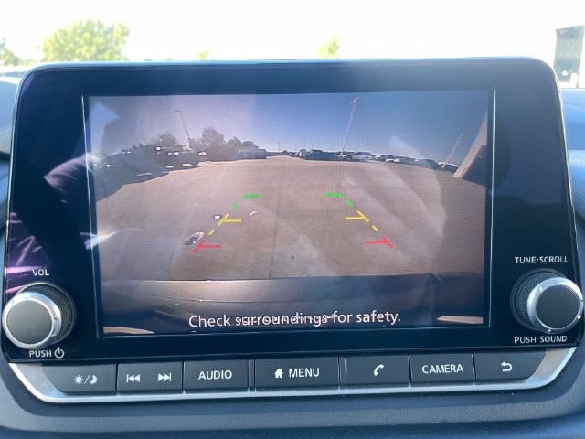 Used 2024 Nissan Rogue SV AWD/4WD image 14