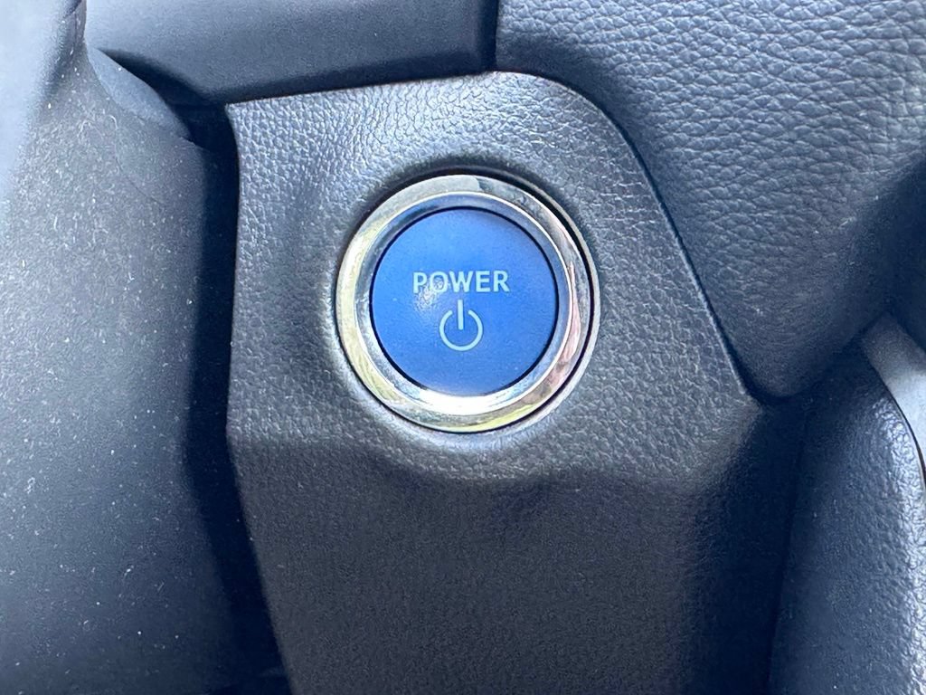 Used 2021 Toyota RAV4 Limited AWD/4WD image 8