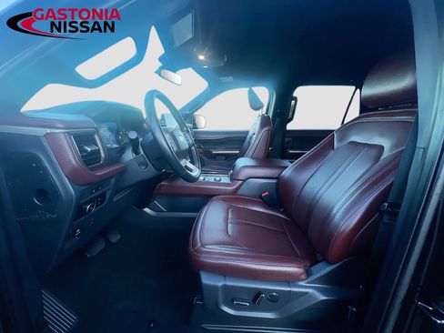 Used 2024 Ford Expedition Max Limited image 29