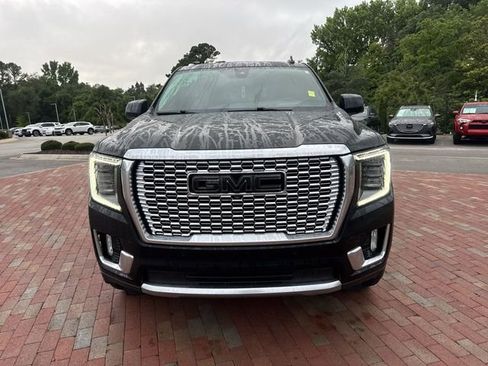 Used 2021 GMC Yukon Denali w/ Denali Premium Package AWD/4WD image 25