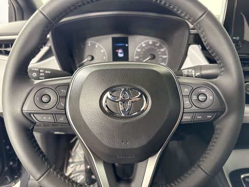Certified 2025 Toyota Corolla SE w/ Convenience Package FWD image 18