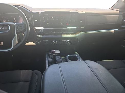 Used 2025 GMC Sierra 1500 Elevation w/ Preferred Package AWD/4WD image 12