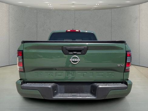 Used 2022 Nissan Frontier SV RWD image 4