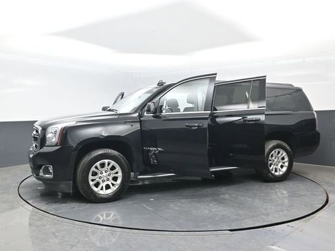 Used 2019 GMC Yukon XL SLT AWD/4WD image 30