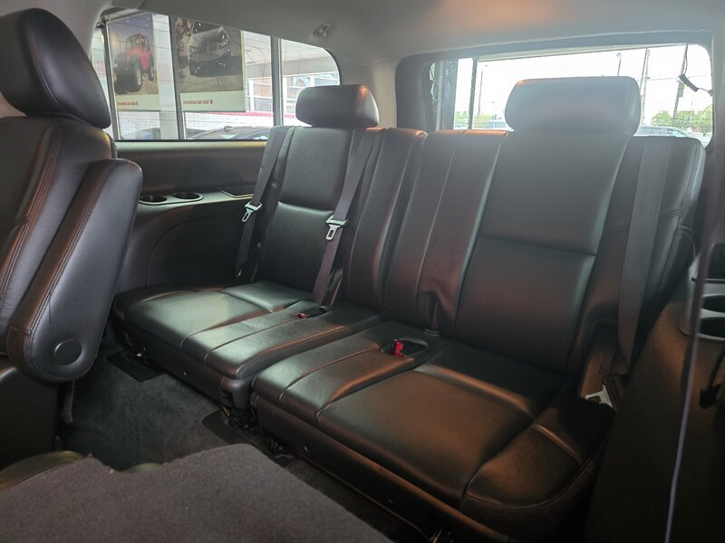 Used 2012 Chevrolet Suburban LTZ AWD/4WD image 12