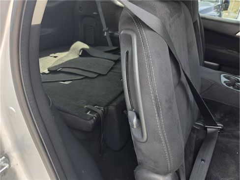 Used 2015 Nissan Pathfinder SV AWD/4WD image 29