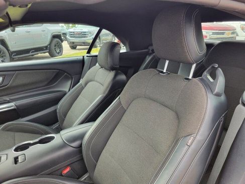 Used 2024 Ford Mustang Convertible image 11