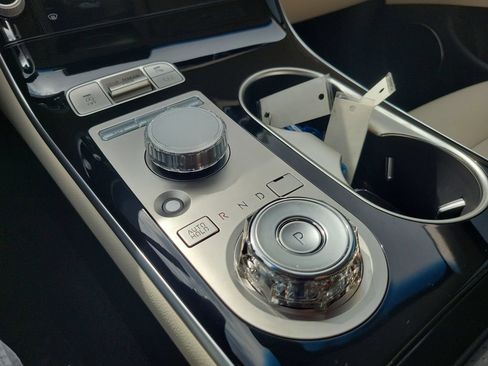 New 2026 Genesis GV70 2.5T AWD/4WD image 10