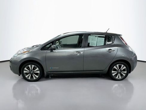 Used 2017 Nissan Leaf SV w/ Premium Package image 10
