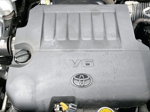 Used 2014 Toyota Highlander XLE image 32