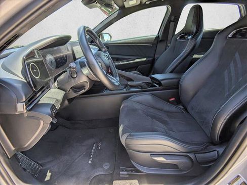 Used 2022 Hyundai Elantra N FWD image 18
