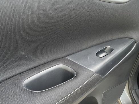 Used 2015 Nissan Sentra S image 20