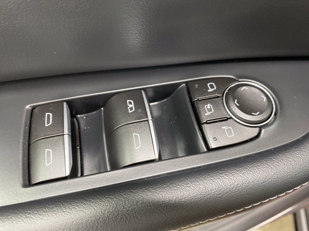 Used 2026 Buick Enclave Sport Touring AWD/4WD image 38
