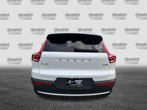 Certified 2023 Volvo XC40 B5 Plus w/ Protection Package Premier AWD/4WD image 9