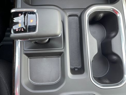 New 2026 GMC Sierra 1500 Elevation image 16