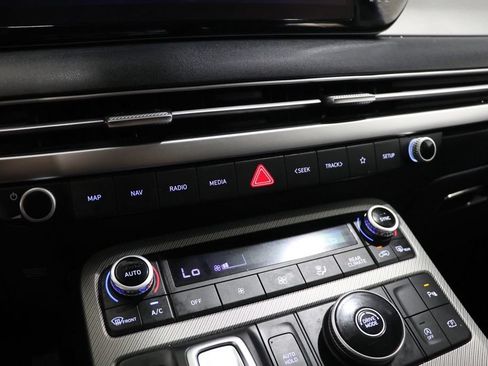 Used 2025 Hyundai Palisade SEL FWD image 27