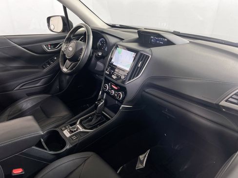 Used 2022 Subaru Forester Touring image 29