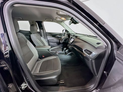 Used 2021 Chevrolet TrailBlazer LT w/ Convenience Package image 32