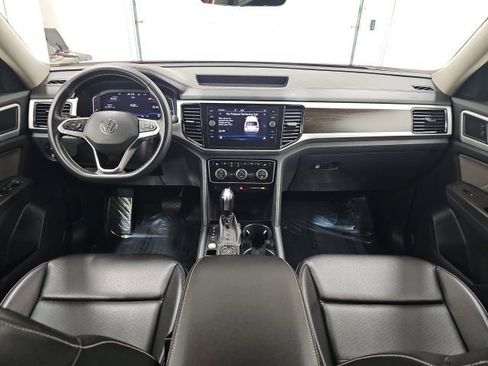 Used 2022 Volkswagen Atlas SE image 31