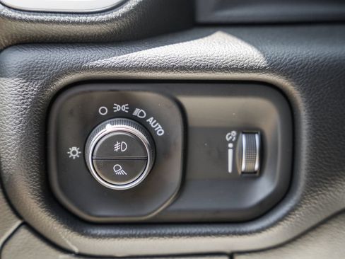 New 2026 RAM 1500 Big Horn AWD/4WD image 44