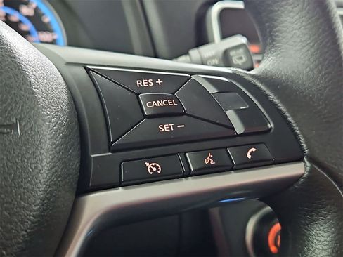 Used 2022 Nissan Leaf S image 24