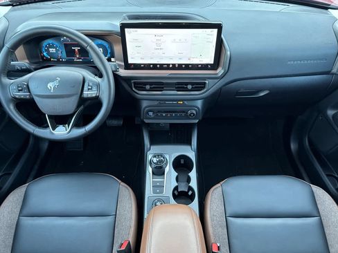 Certified 2025 Ford Bronco Sport Outer Banks w/ Outer Banks Tech Package+ image 3