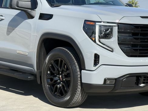 Used 2024 GMC Sierra 1500 Elevation w/ LPO, Elevation Black Package image 4