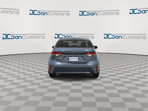 Used 2022 Toyota Corolla LE FWD image 7