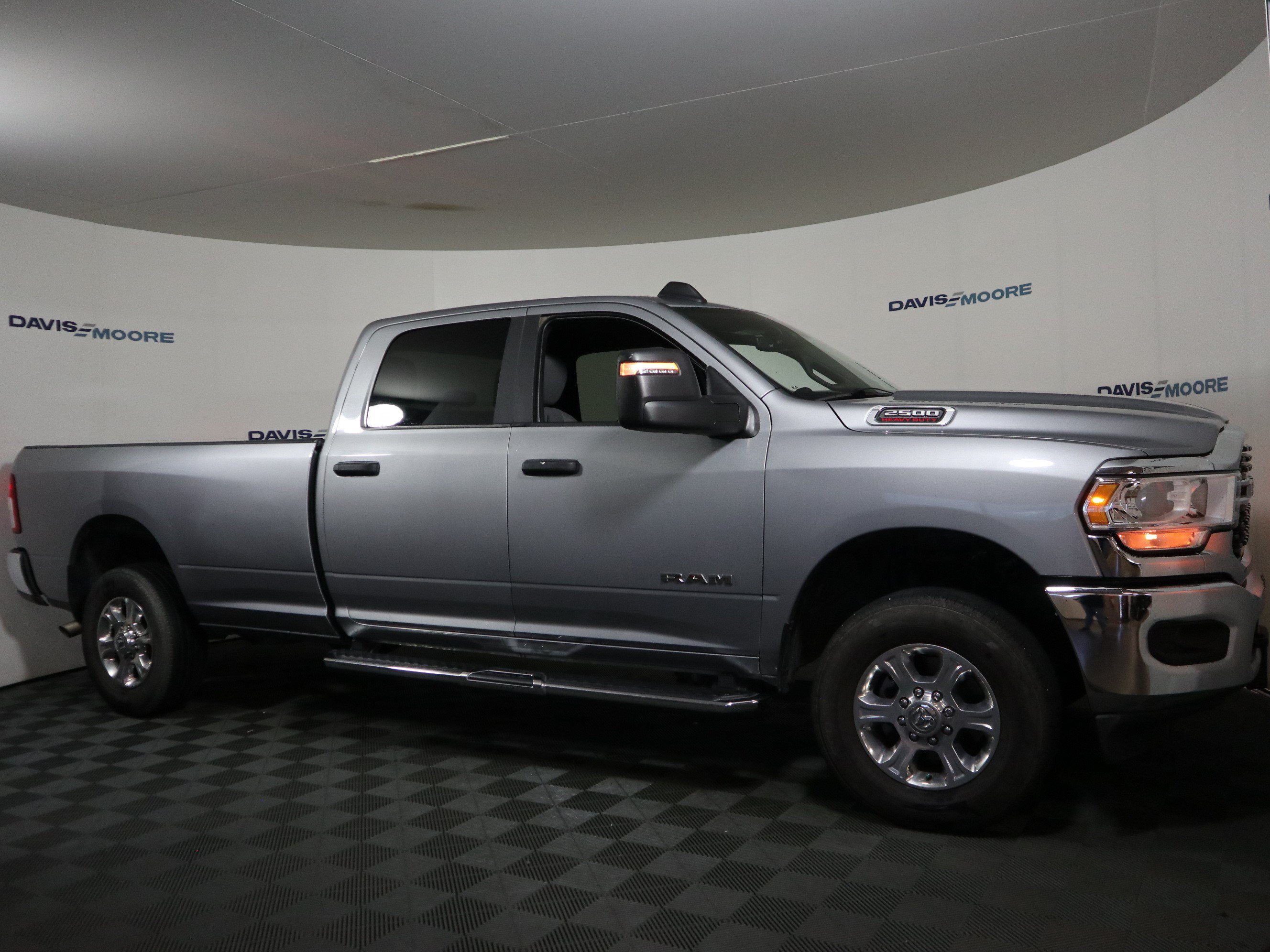 Used 2024 RAM 2500 Big Horn AWD/4WD image 4
