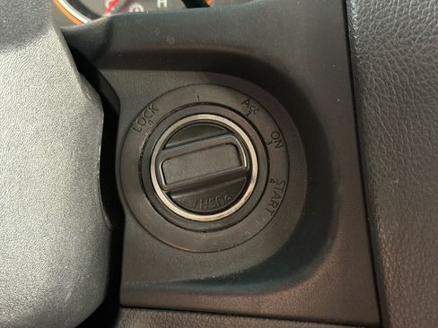 Used 2012 Nissan Armada Platinum AWD/4WD image 16