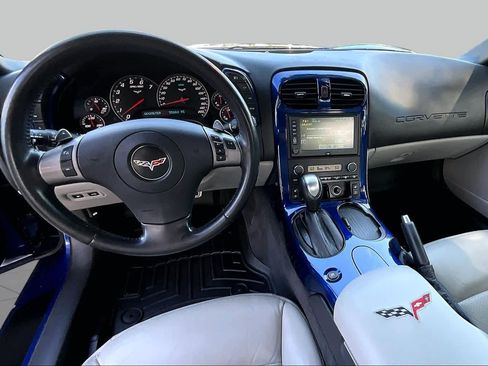 Used 2007 Chevrolet Corvette Convertible w/ Preferred Equipment Group RWD image 14