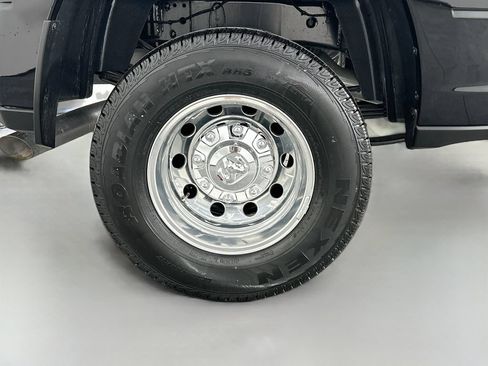 New 2026 RAM 3500 Big Horn AWD/4WD image 16