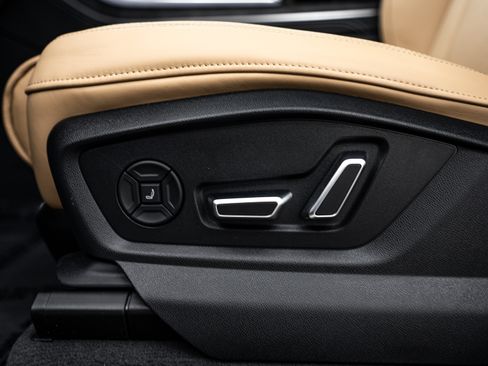 New 2026 Audi Q8 Prestige AWD/4WD image 15