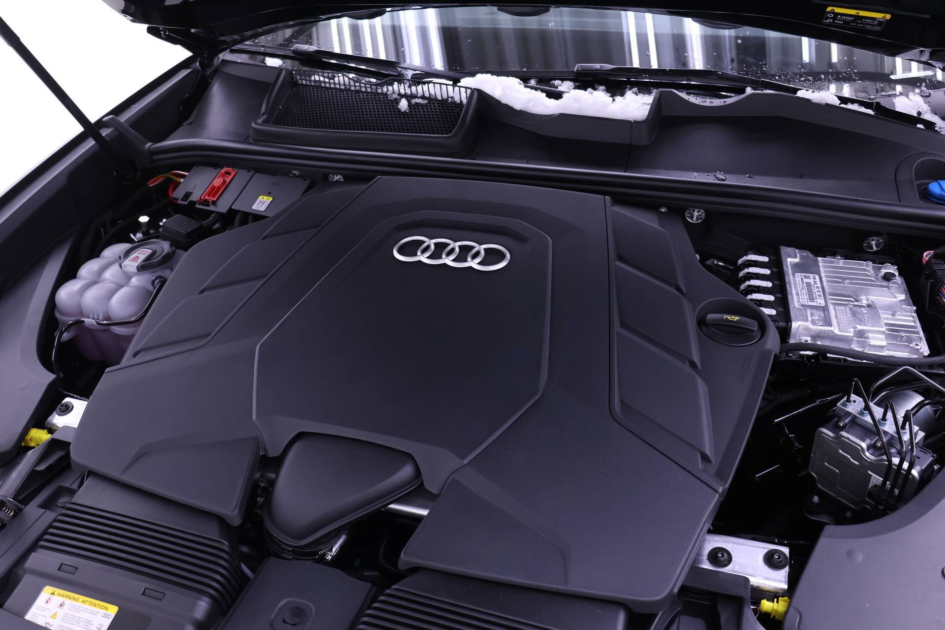 Certified 2026 Audi Q8 Premium Plus w/ Premium Plus Package AWD/4WD image 17