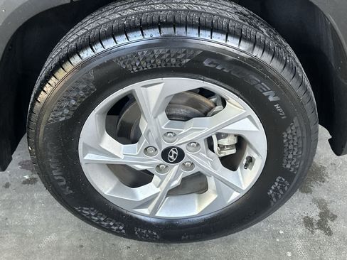 Used 2024 Hyundai Tucson SE FWD image 11